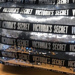 Victoria secret bag smaller bag included